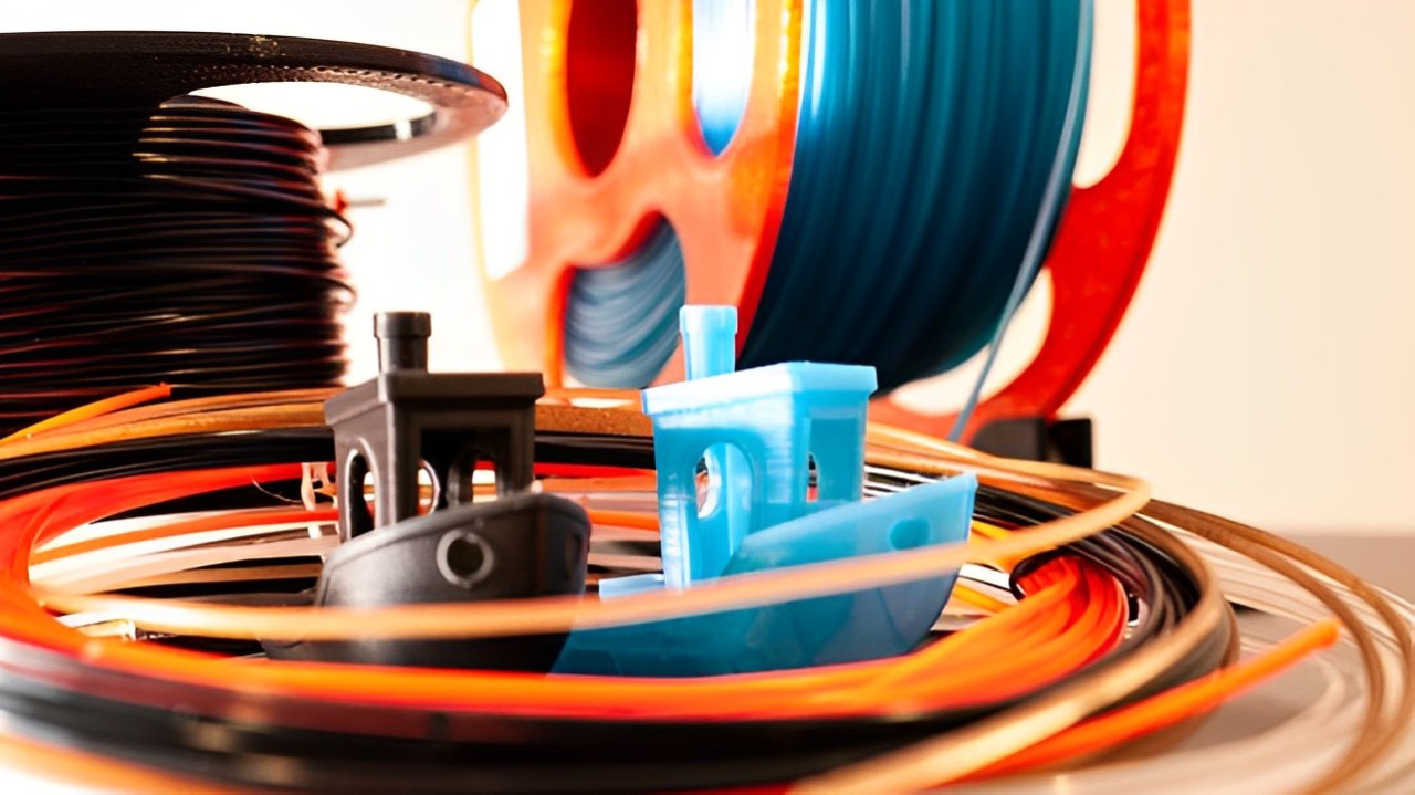 3D Printers & Filaments